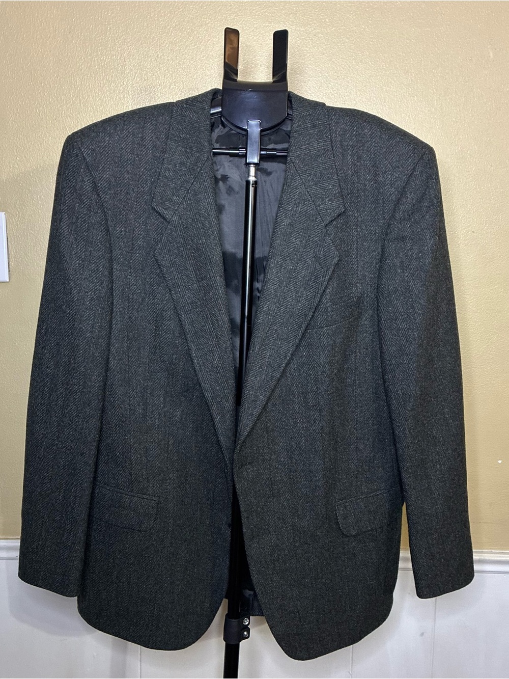 Men's Dark Gray Herringbone Sport Coat Blazer
